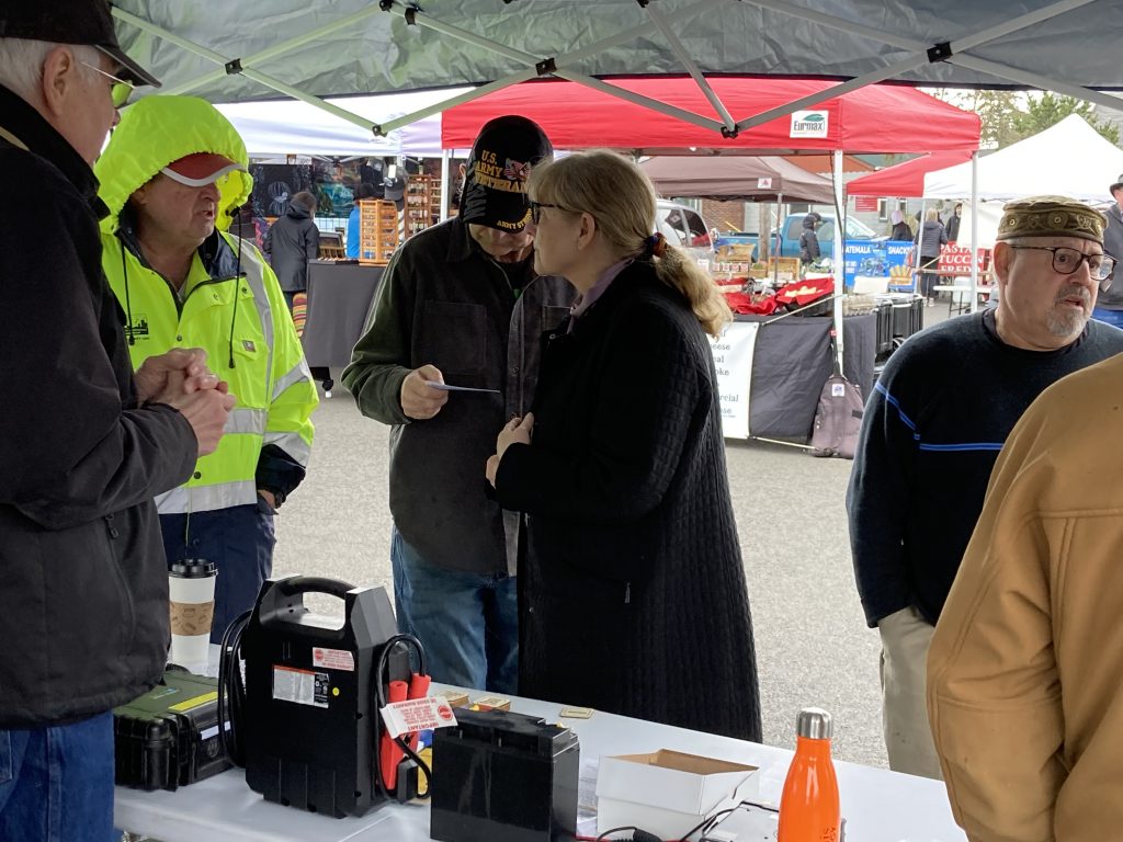 Newport Farmers Market a success! – Lincoln County Amateur Radio Club